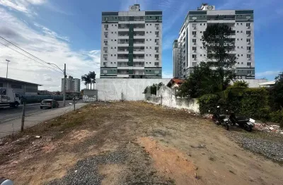 Terreno à venda na Rua Heitor Liberato, São João, Itajaí