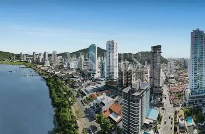 Apartamento com 4 quartos à venda na Rua Lauro Muller, Fazenda, Itajaí