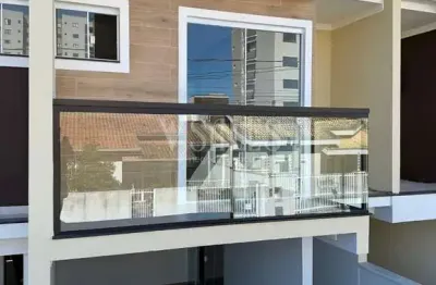 Desing moderno, super luxuoso, apenas 400m da praia