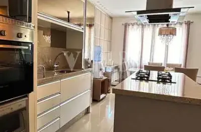 Casa com 3 quartos para alugar na Rua Evaristo da Veiga, Praia dos Amores, Balneário Camboriú