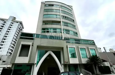 Conforto e segurança 24h: more perto do centro e da univali