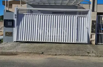 Geminado no centro de penha 3 dormitorios, com espaço gourmet