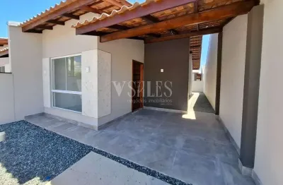 Lindas casas geminadas, excelente acabamento, pronta para morar