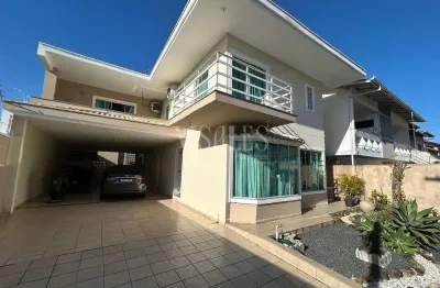 Casa com 4 quartos à venda na R.antero Chaves, Dom Bosco, Itajaí