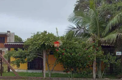 Casa com 2 dormitórios à venda por r$ 223.500 - santa terezinha - imbé/rs