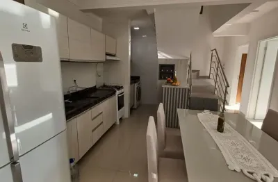 Apartamento duplex com 3 dormitórios a  uma quadra do mar, ingleses