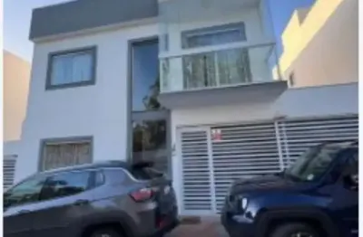 Casa em condomínio fechado com 3 quartos à venda na rua marta maria de jesus, miragem, buraquinho, lauro de freitas, 169 m2 por r$ 765.000