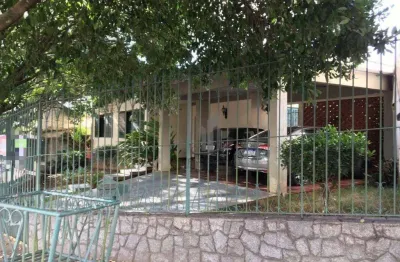 Belíssima casa com 3 quartos no jardim amália - volta redonda/rj