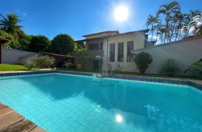 Belíssima casa de alto padrão à venda, 363 m² por r$ 1.800.000