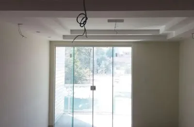 Maravilhosa Cobertura DUPLEX com 4 Quartos, sendo 2 Suítes à venda, 185 m² por R$ 890.000 - Jardim Amália - Volta Redonda/RJ