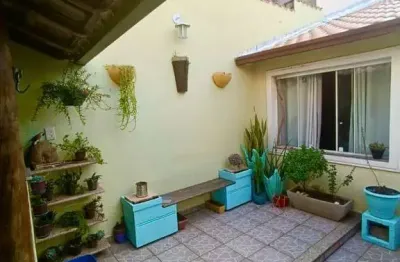 Excelente casa LINEAR com 2 quartos à venda, 70 m² por R$ 480.000 - Jardim Vila Rica - Tiradentes - Volta Redonda/RJ