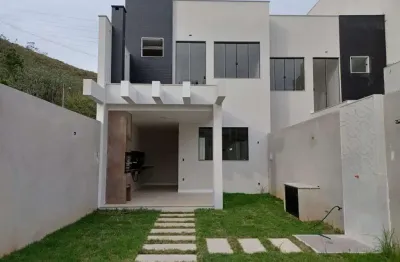 Belíssima casa DUPLEX com 3 quartos à venda, 156 m² por R$ 920.000 - Vivendas do Lago - Volta Redonda/RJ