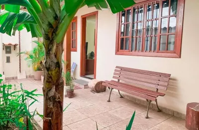 Casa com 4 quartos à venda, 189 m² por R$ 675.000 - Jardim Vila Rica - Tiradentes - Volta Redonda/RJ