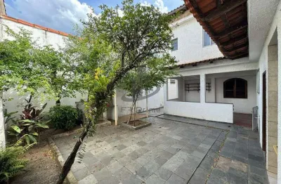 Maravilhosa casa com 3 quartos à venda, 114,90 m² por R$ 650.000 - Vila Mury - Volta Redonda/RJ