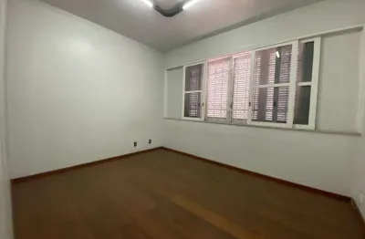 Surpreendente Casa com 19 Cômodos - Niterói - Volta Redonda/RJ