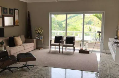 Casa com 4 dormitórios à venda, 383 m² por r$ 2.500.000,00 - jardim provence - volta redonda/rj