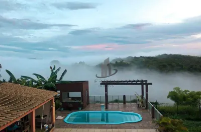 Excelente casa duplex à venda no bairro santa rosa, em barra mansa!!
