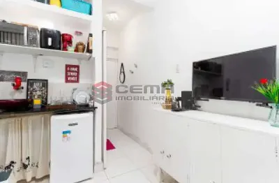 Kitnet / stúdio à venda na rua riachuelo, centro, rio de janeiro, 18 m2 por r$ 259.000