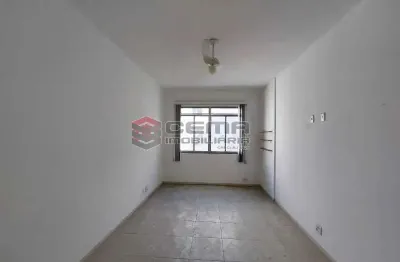 Kitnet / stúdio à venda na rua senador vergueiro, flamengo, rio de janeiro, 26 m2 por r$ 457.000