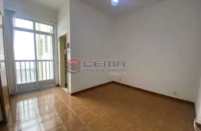 Apartamento com 1 quarto à venda na rua pedro américo, catete, rio de janeiro, 29 m2 por r$ 450.000