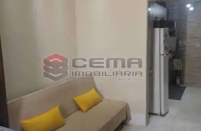 Kitnet / stúdio à venda na rua bento lisboa, catete, rio de janeiro, 24 m2 por r$ 398.000