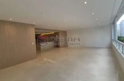 Copacabana - Posto 6 - vista lateral mar - totalmente reformado - 3 suítes