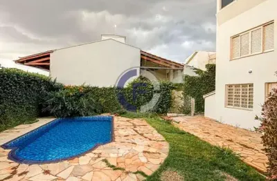 Casa  á venda  com hidromassagem e piscina sao sebastiao do paraiso - mg