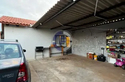 Casa com 2 quartos à venda na Rua Edilson Elias Da Costa 65, Jardim Diamantina, São Sebastião do Paraíso
