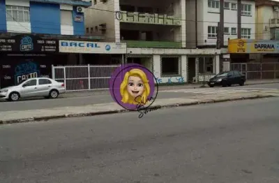 Prédio à venda na Vila Cascatinha, São Vicente 
