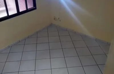 Casa sobrado na vila voturuá são vicente  2 dormitórios | silvia simone imóveis