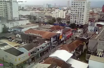 Sala living no centro de são vicente  2 dormitórios | silvia simone imóveis