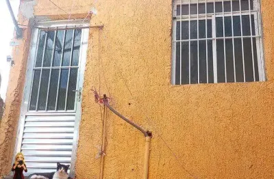 Casa na caneleira santos  2 dormitórios por r$ 70 mil | silvia simone imóveis