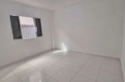 Kitnet no tupi  400m da praia com garagem | silvia simone imóveis