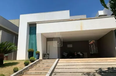 Casa à venda no condomínio terras alphaville ii em foz do iguaçu.