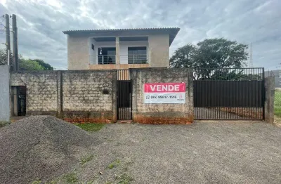Sobrado à venda no bairro parque presidente em foz do iguaçu.