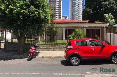 Casa com 4 quartos para alugar na Avenida Ipiranga, 313, Goiabeiras, Cuiabá