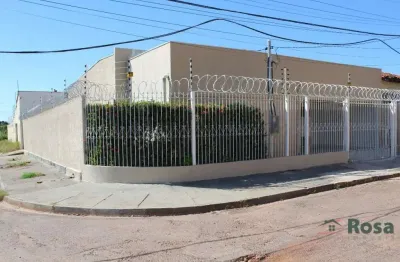 Casa com 3 quartos à venda na Avenida Djalma Ferreira de Souza, 98, Morada do Ouro, Cuiabá