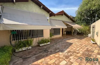 Casa para venda, com 3 quarto(s) sendo 1 suíte, piscina e vagas de garagem para 6 carros, no bandeirantes, cuiabá. - ca6733