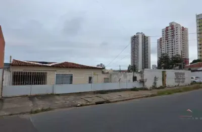 Casa com 3 quartos à venda na Avenida São Sebastião, 1510, Goiabeiras, Cuiabá