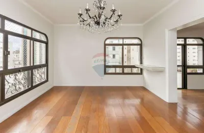Prédio clássico do jardins c/muita elegância -á.útil 288m² c/4 dorms(3 suítes com closets),varandas,4 vagas de garagem e depósito p/r$5,3mm
