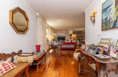 APTO NA MELHOR LOCALIZAÇÃO DO JARDIM AMÉRICA-Á.útil 183m² c/2 dorms sendo 1 suíte (original 3 dorms),2 vagas garagem c/reforma por R$2.400.000,00