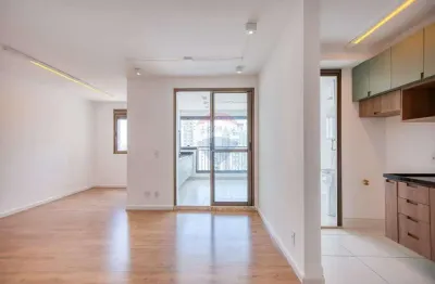 Vende-se apto na rua dr. ribeiro de almeida, 88 3 dormitórios, 1 suíte, 83m², varanda gourmet com churrasqueira a carvão, vista livre, r$ 1.080.000,00