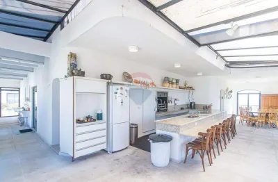 Cobertura duplex à venda no condomínio porto fino, vista exuberante, 24° andar! são 469m² de área privativa, sendo 5 dormitórios com 2 suítes e closts