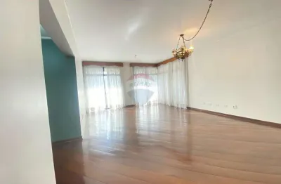 Apartamento para locação na Chácara Santo Antonio 300 metros², 4 dormitórios (3 suítes) e 4 vagas de garagem.