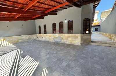 Casa Térrea para Locação – 268 m² | 5 Dormitórios | Área Gourmet | 4 Vagas | Bairro Santa Clara – Guarulhos