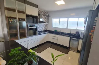 Casa com 4 quartos à venda na Rua Professor Hostílio Araújo, 85, Pilarzinho, Curitiba