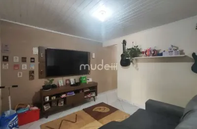 Casa com 2 quartos à venda na Rua das Seringueiras, 157, Rio Pequeno, São José dos Pinhais