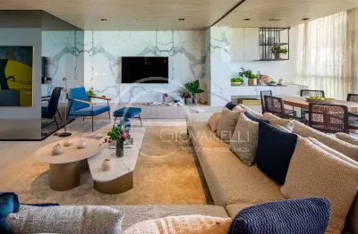 Apartamento de luxo na Barra da Tijuca, Rio de Janeiro - 4 quartos, 4 suítes, 6 banheiros, 4 vagas - 231m² - Imperdível!