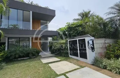 Casa de luxo em condomínio na barra da tijuca com 4 quartos, 4 suítes e 350m² de área - rio de janeiro-rj