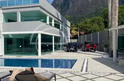 Espetacular casa de luxo em são conrado-rj: 4 quartos, 3 suítes, 3 salas, 6 banheiros, 8 vagas, 1.600m²